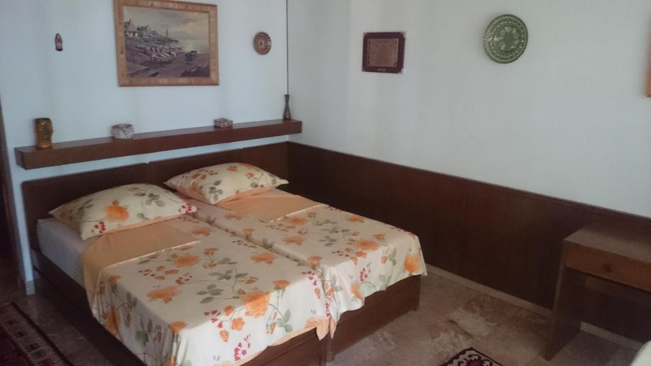 Bed And Breakfast Rib Brela Εξωτερικό φωτογραφία